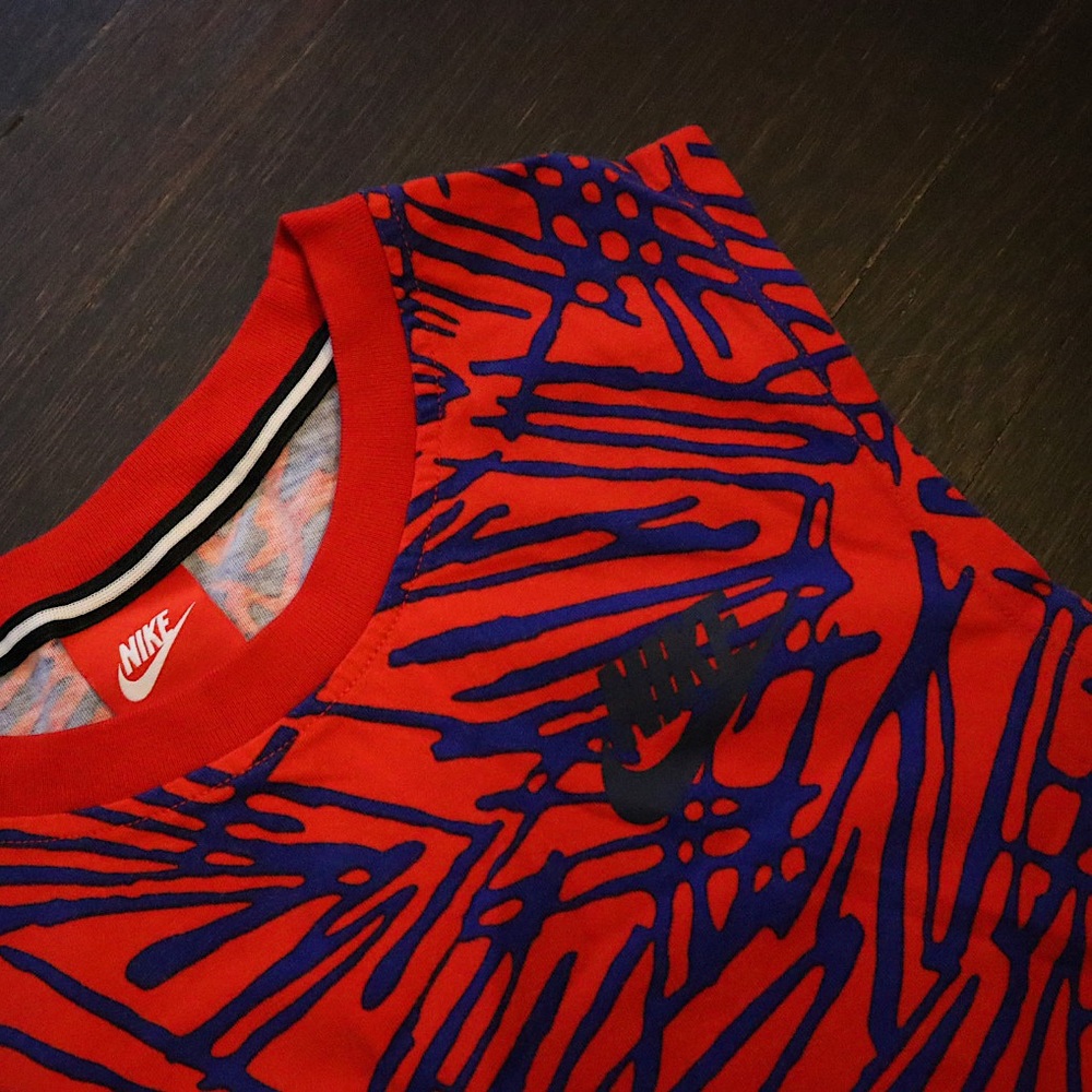 Nike Tee